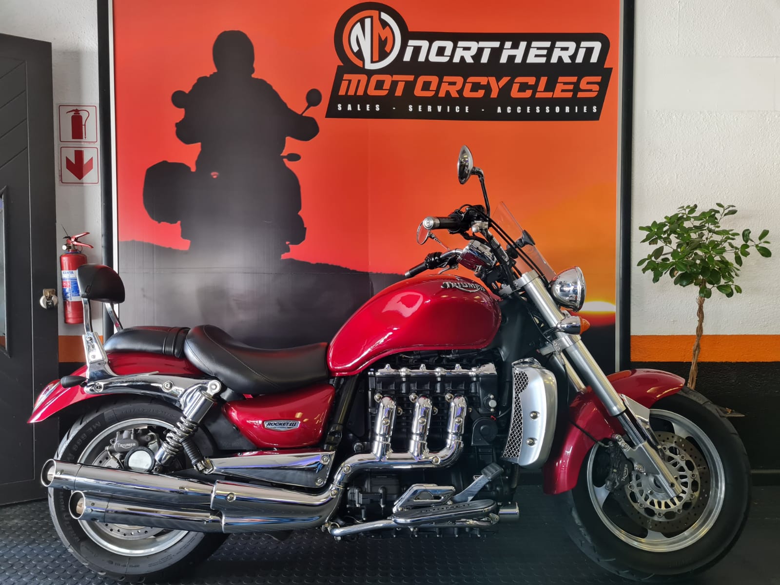2006-Triumph-Rocket-3.-44000KMs.-R69500-incl.-VAT.jpg