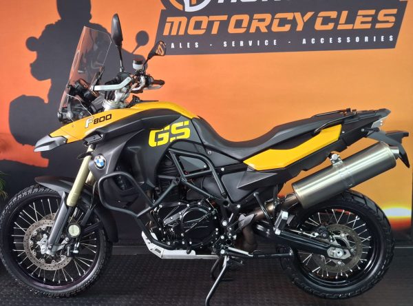 2009 BMW F800GS. 26942KMs. R88500 incl. VAT. High Screen. Bash Plate. Barkbusters. Factory Lowered Seat. Crash Bars