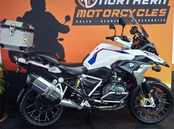 2021 BMW GS1250. 53844KMs. R229500 incl. VAT. Full Spec. Top Box. Spots. Shift Assist. Crash Bars